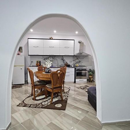 Guesthouse Albi Берат Экстерьер фото