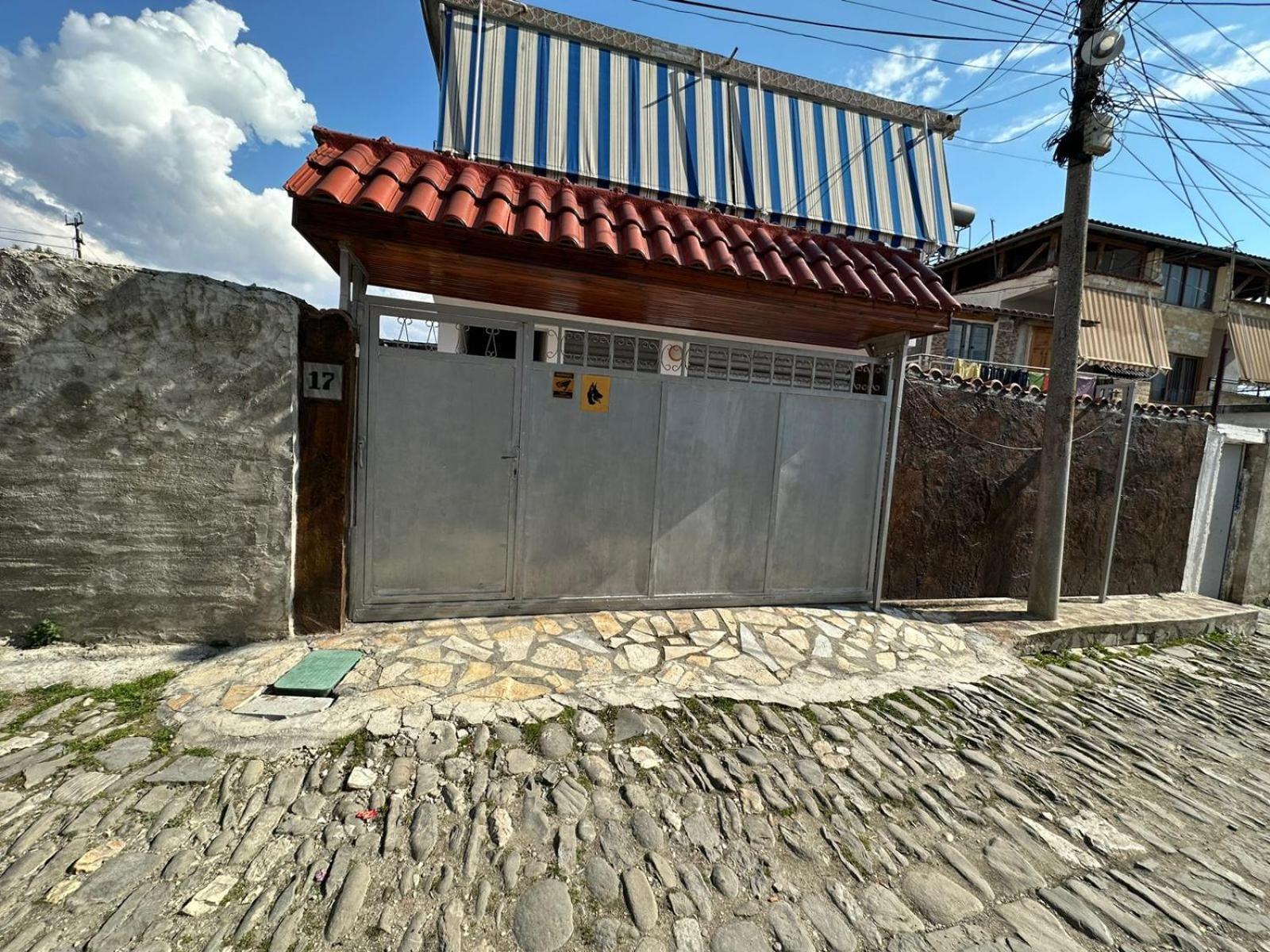 Guesthouse Albi Берат Экстерьер фото