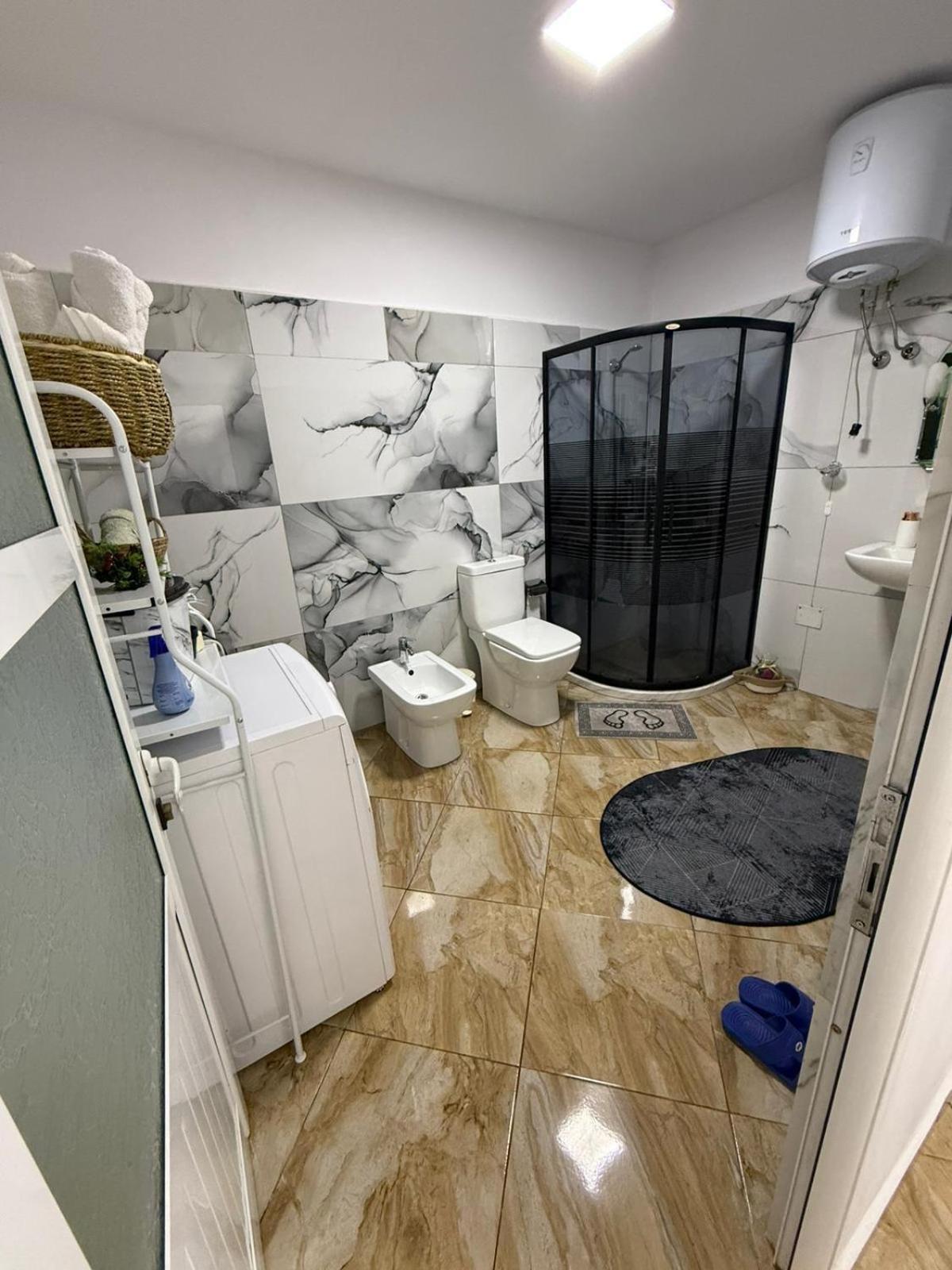 Guesthouse Albi Берат Экстерьер фото